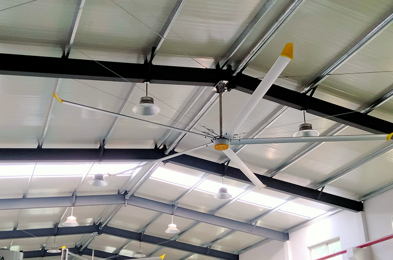 PMSM-HVLS-Industrial-Ceiling-Fans-for-Warehouse-02